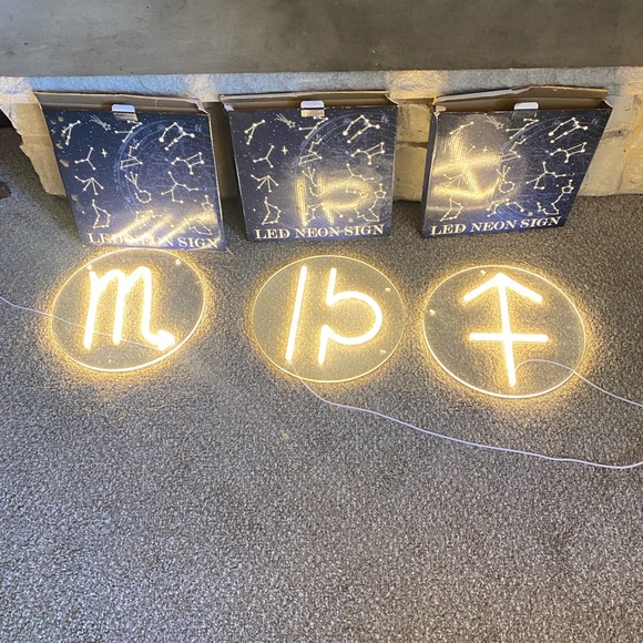 Set of 3 Led Neon Zodiac Signs - Picture 4 of 7